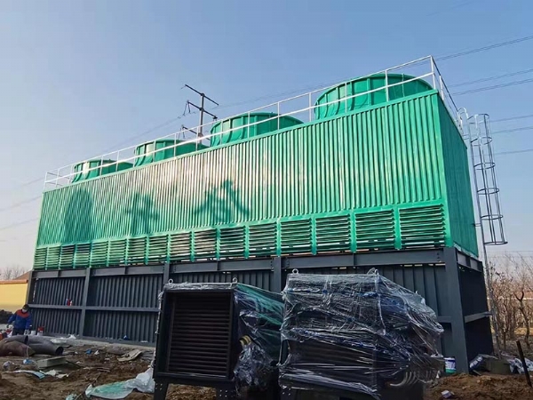Spray cooling tower