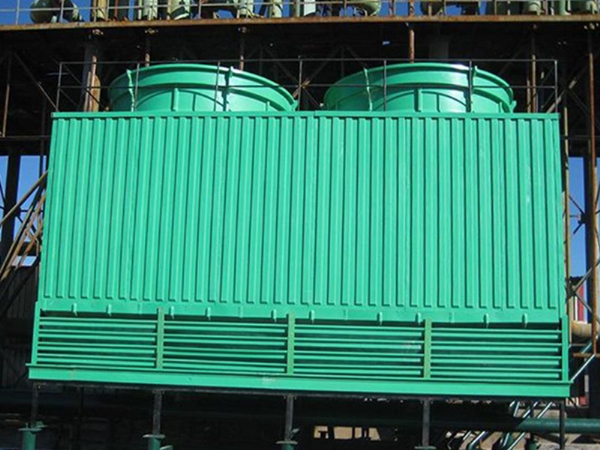 Square countercurrent cooling tower